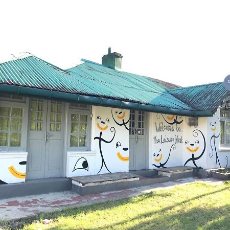 Leisure Nest Hostel Нувара-Элия Экстерьер фото