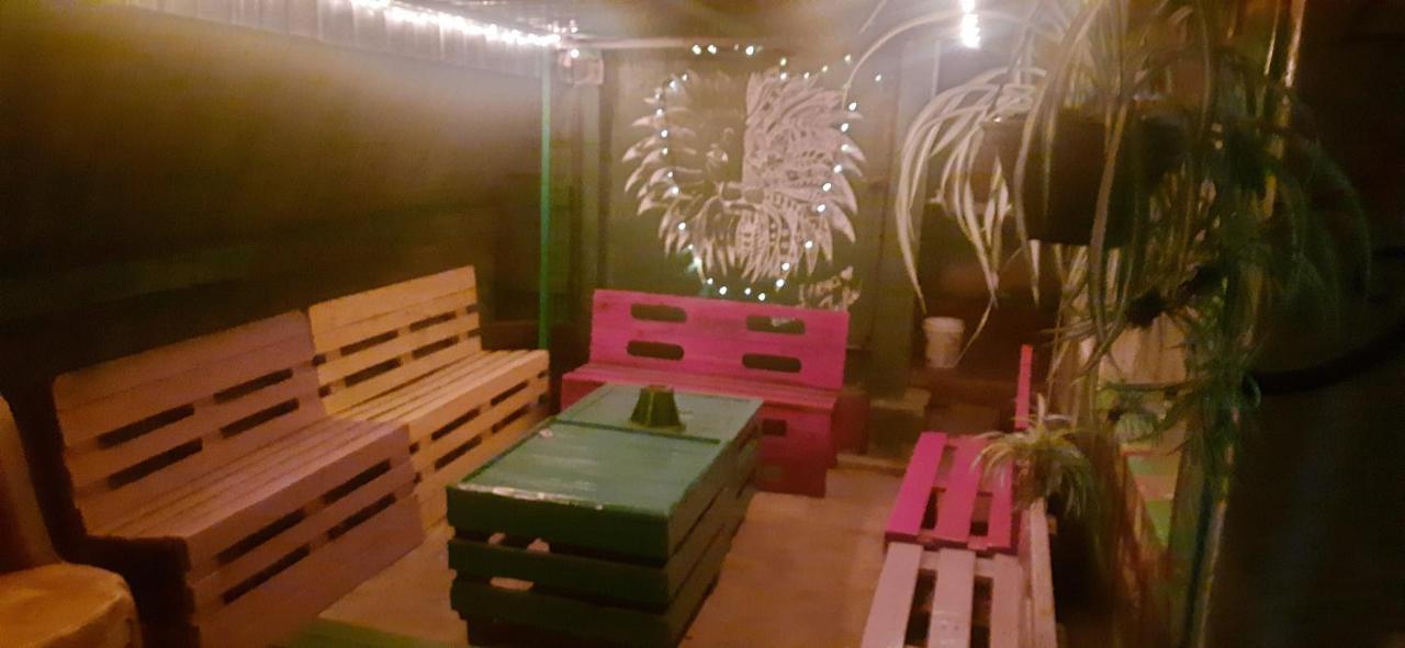 Leisure Nest Hostel Нувара-Элия Экстерьер фото