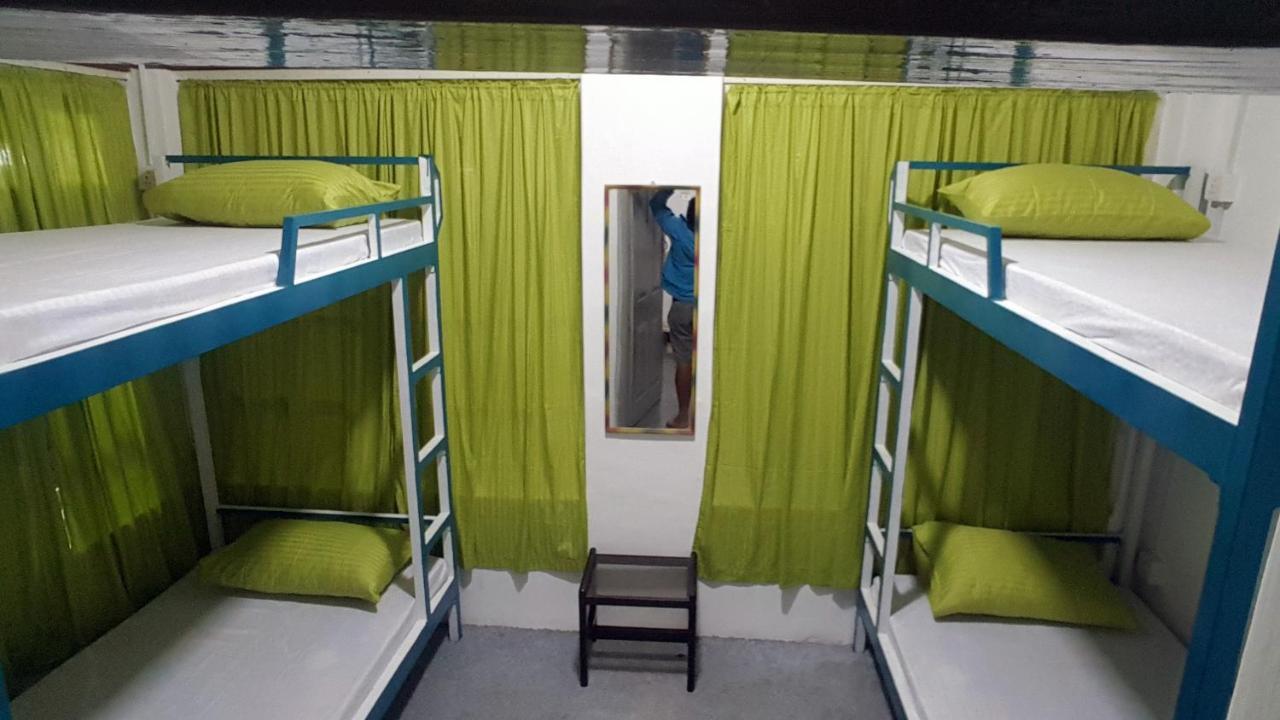 Leisure Nest Hostel Нувара-Элия Экстерьер фото
